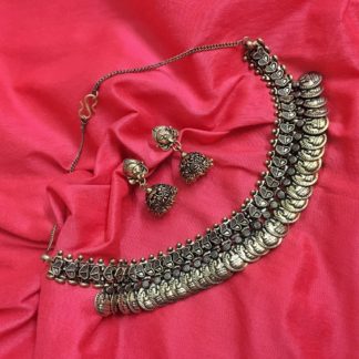 Goddess Inspired Golden Choker with Earrings