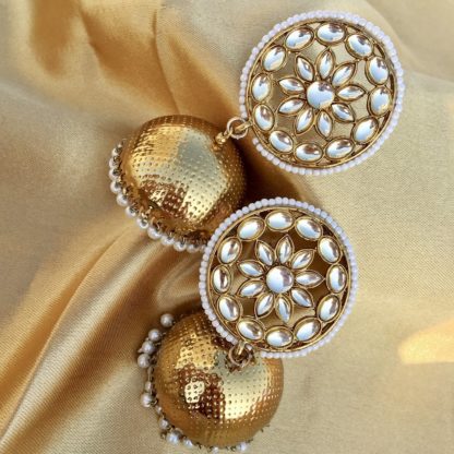 Dome Shaped Kundan Jhumkas 4