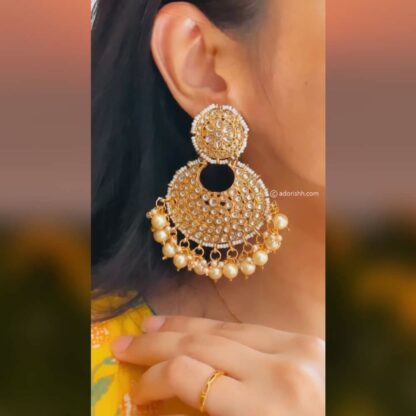 Gold-Plated Kundan & Pearl Classic Chandbalis - Image 2